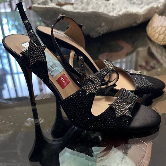 INC International Concepts Chic Black Star Embellished Women's Heels NWT - Picture 1 of 8
